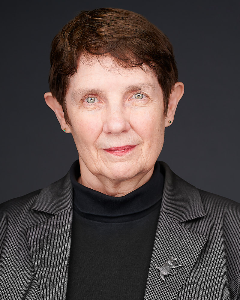 Faculty photo for JoAnn Verdin